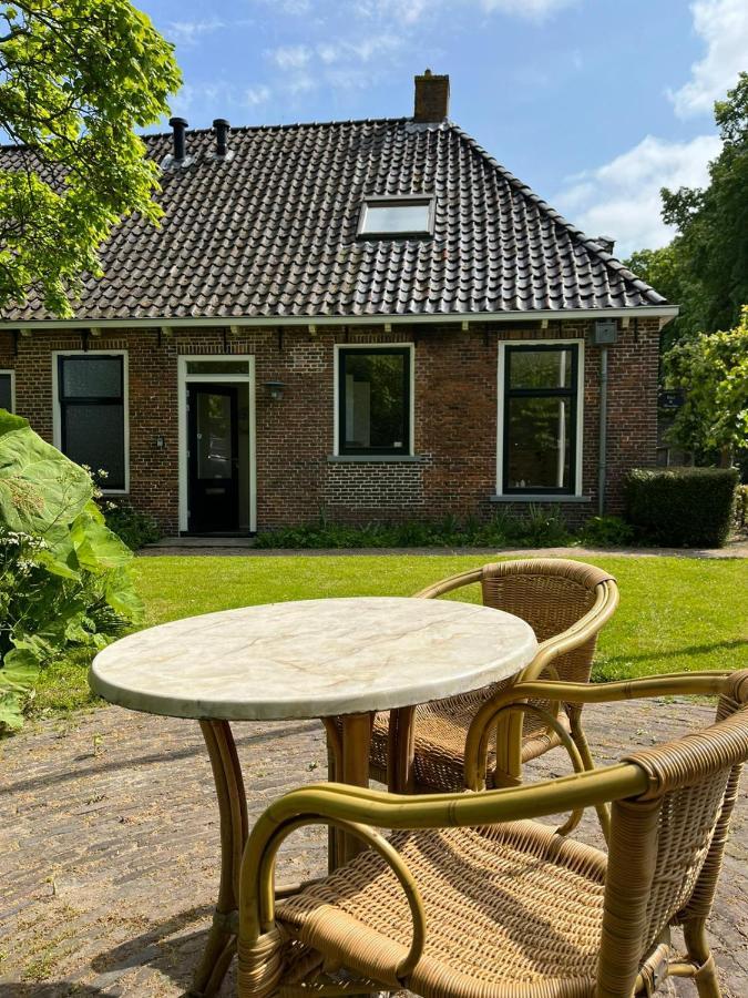 Bed And Breakfast Stinzenflora Cornjum 外观 照片